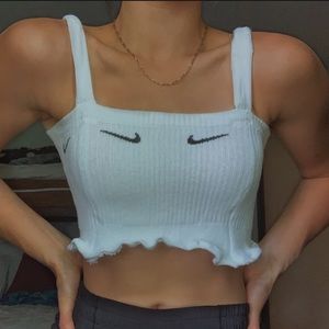 White Nike Crop Top✨